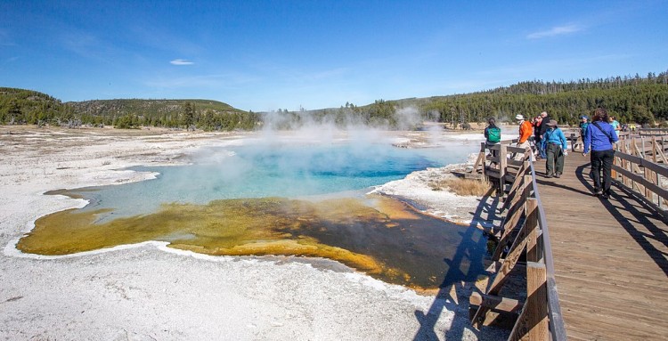 biscuit basin, yellowstone national park, hydrothermal explosion